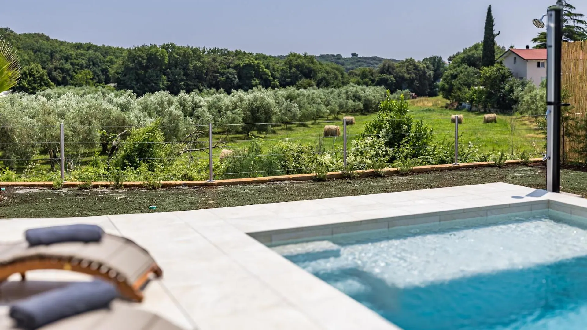 Villa Enja For 8 People Near Pula With Private Pool & Pet Friendly Vintijan