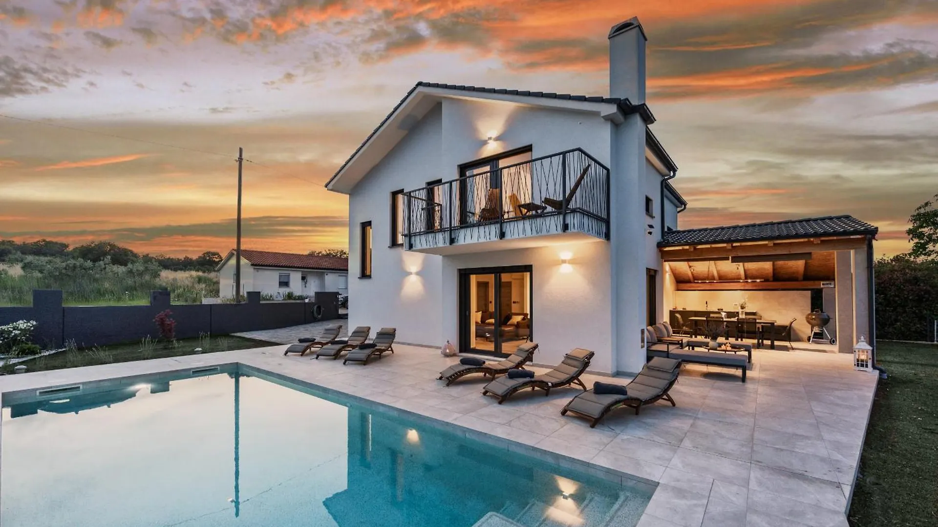 Villa Enja For 8 People Near Pula With Private Pool & Pet Friendly Vintijan
